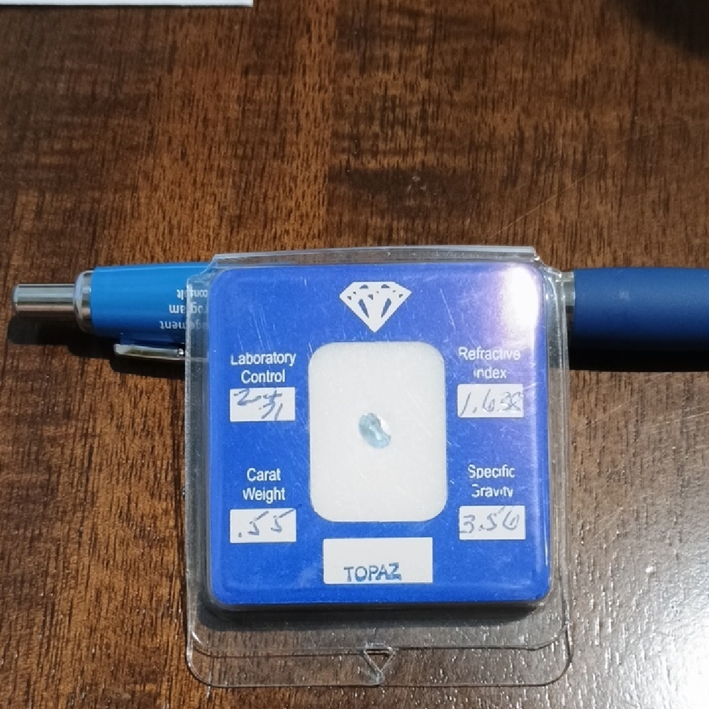 Gorgeous Light Blue Oval Cut Topaz